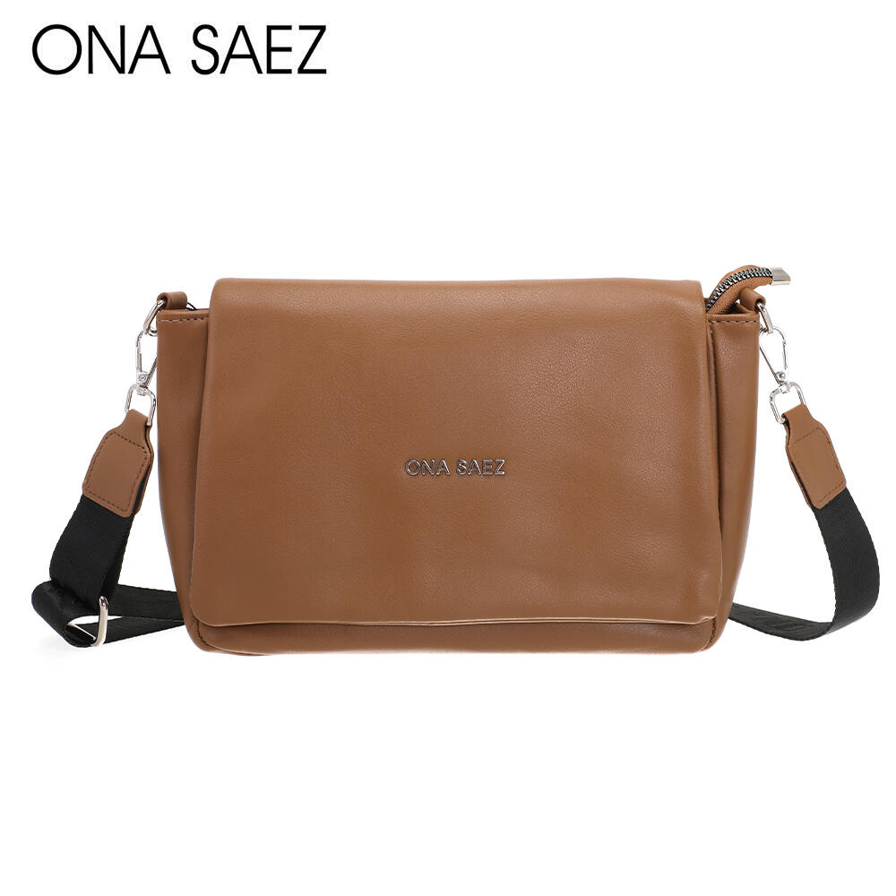 FLOS1226_4.jpg