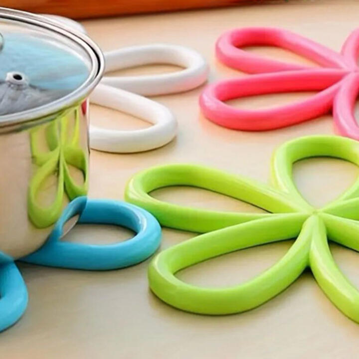 POSA PAVA PLASTICO FLOR